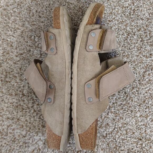 Birkenstock Tan Sandals - Picture 7 of 16